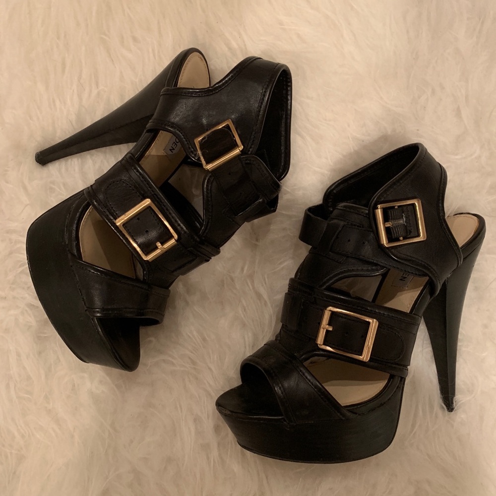 CRITIKAL STEVEMADDEN - PERFECT FOR HALLOWEEN